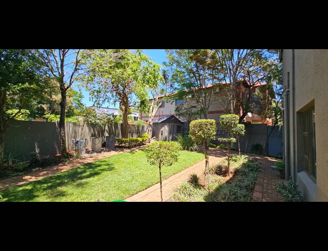 3 BEDROOM FREESTANDING FOR SALE IN CASHAN